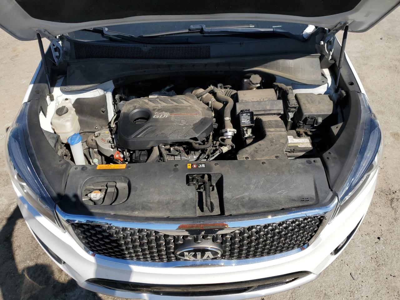 2016 Kia Sorento - Image 12