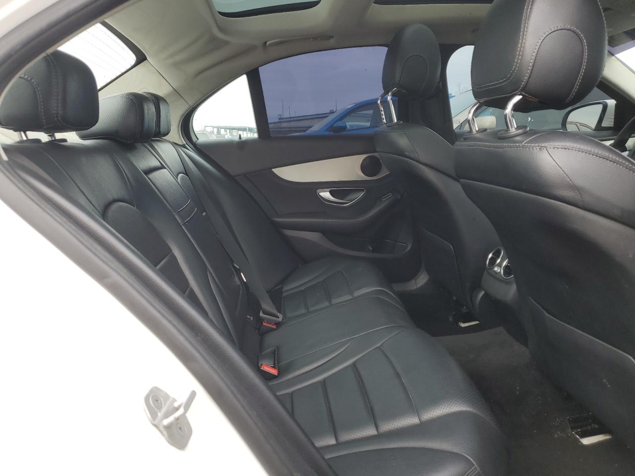 2016 Mercedes-Benz C-klasse - Image 10