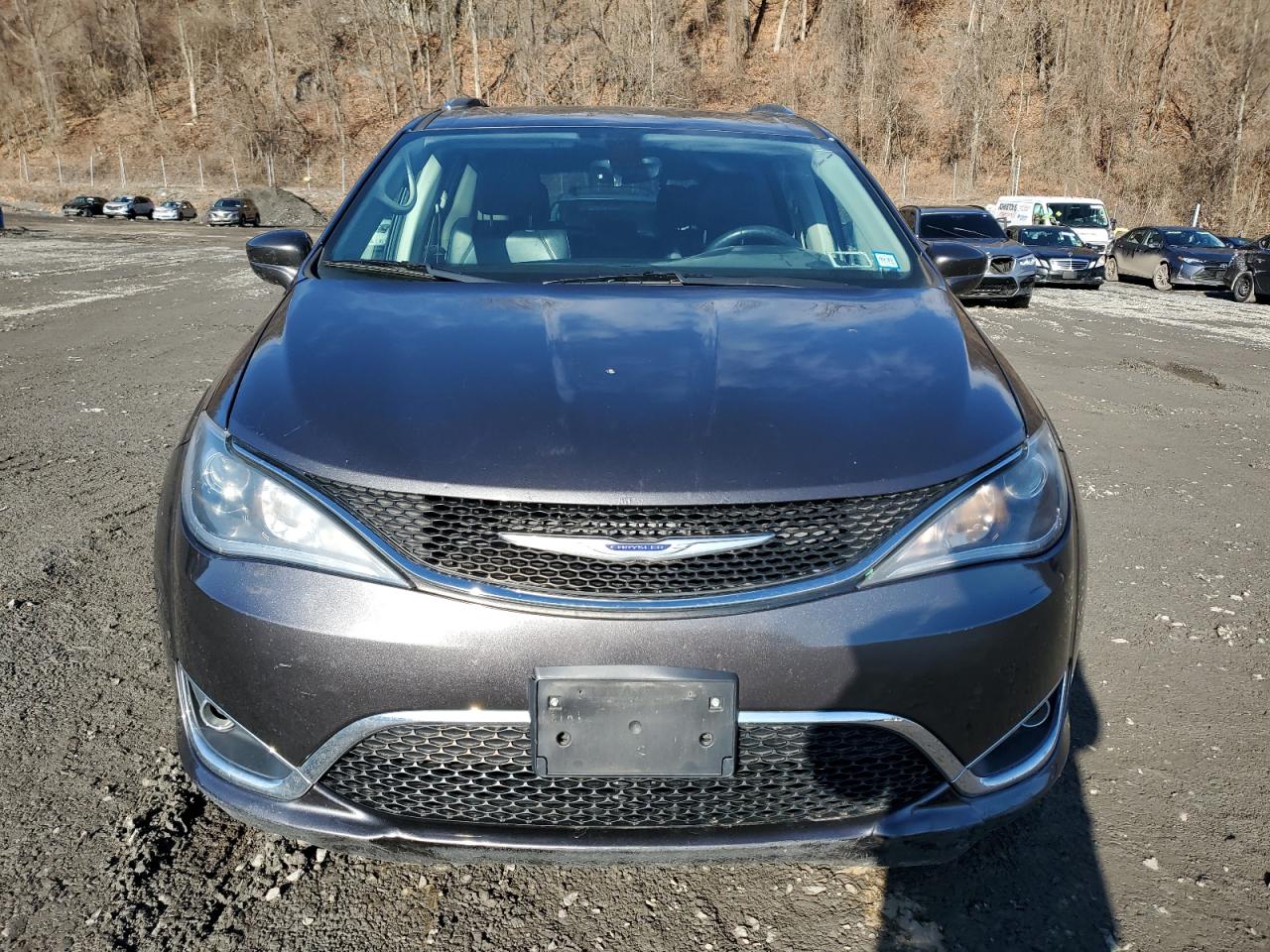 2019 Chrysler Pacifica - Image 5