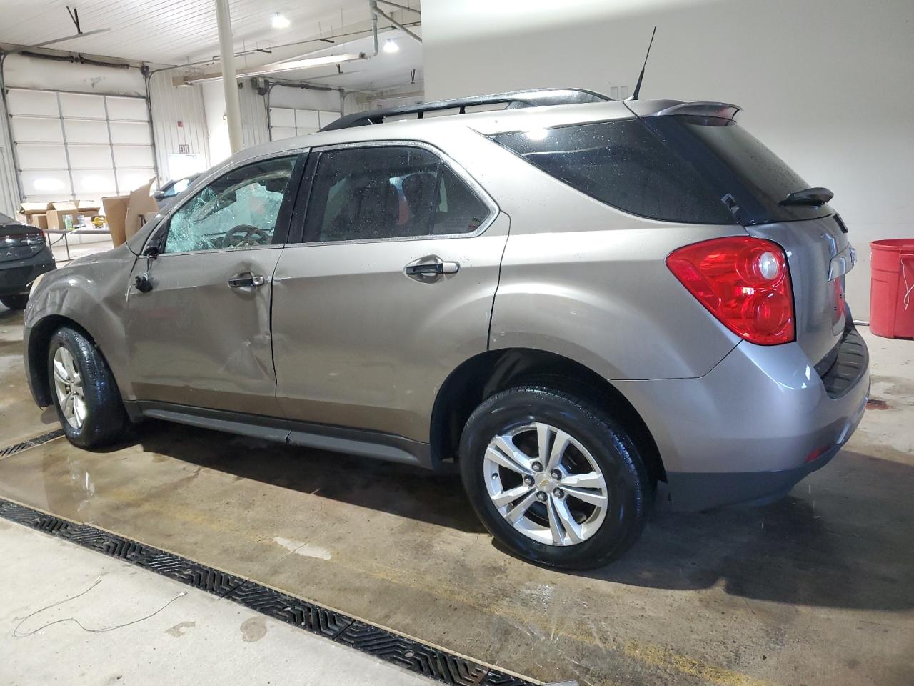 2012 Chevrolet Equinox - Image 2