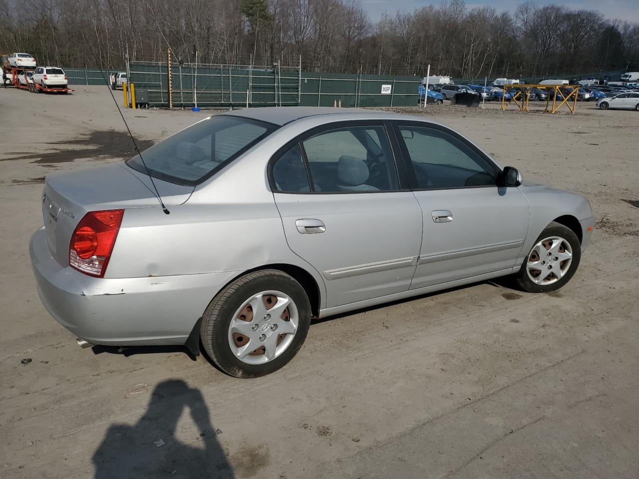 2004 Hyundai Elantra Gls VIN: KMHDN46D04U913100 Lot: 49696475