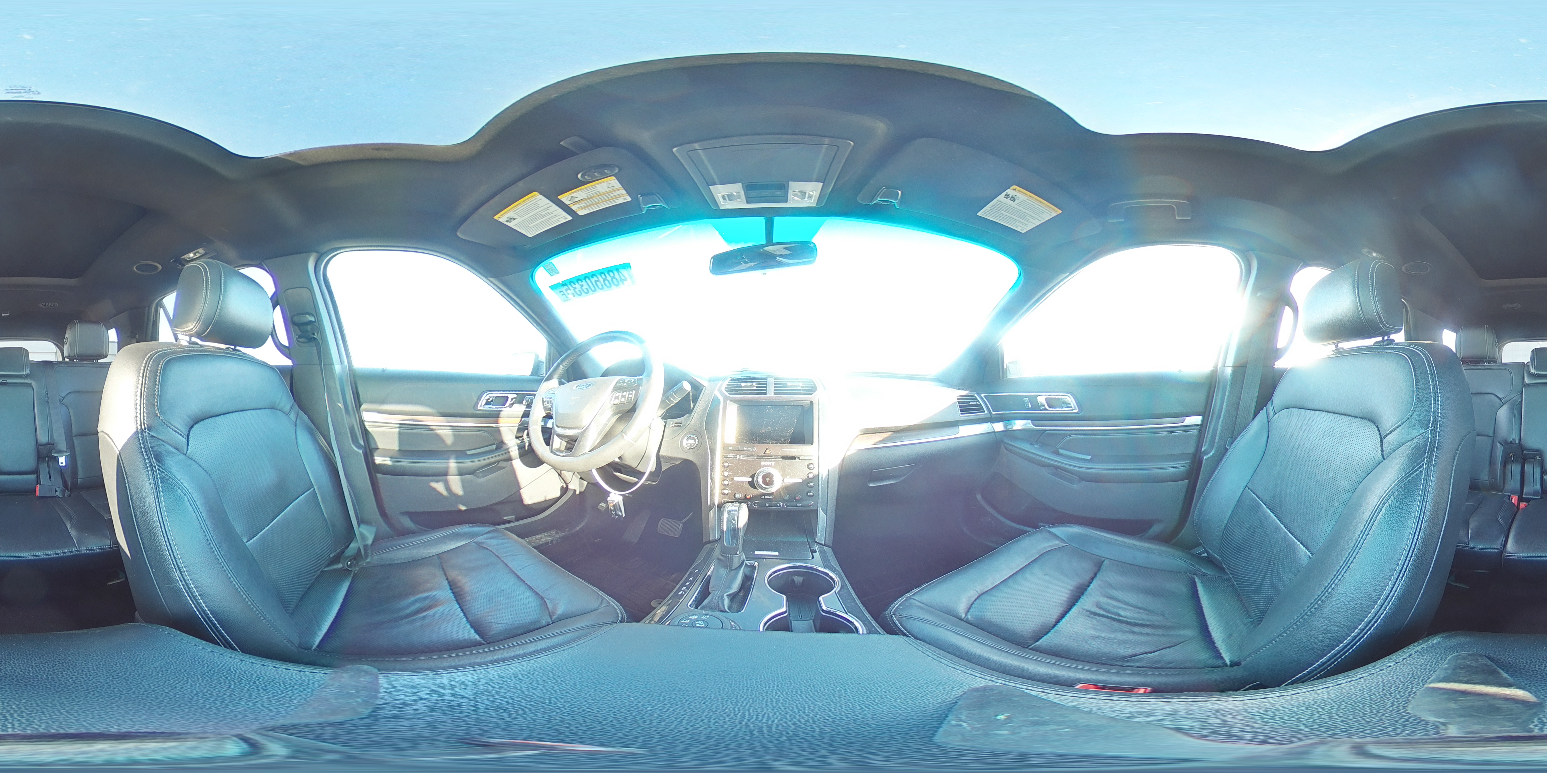 2016 Ford Explorer - Image 16
