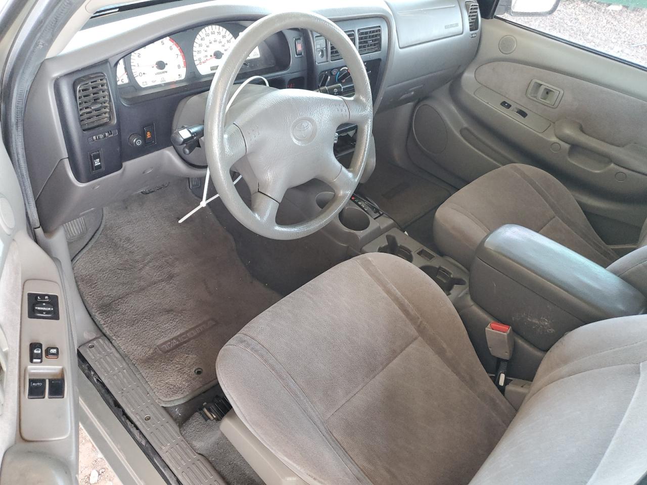 2003 Toyota Tacoma - Image 8