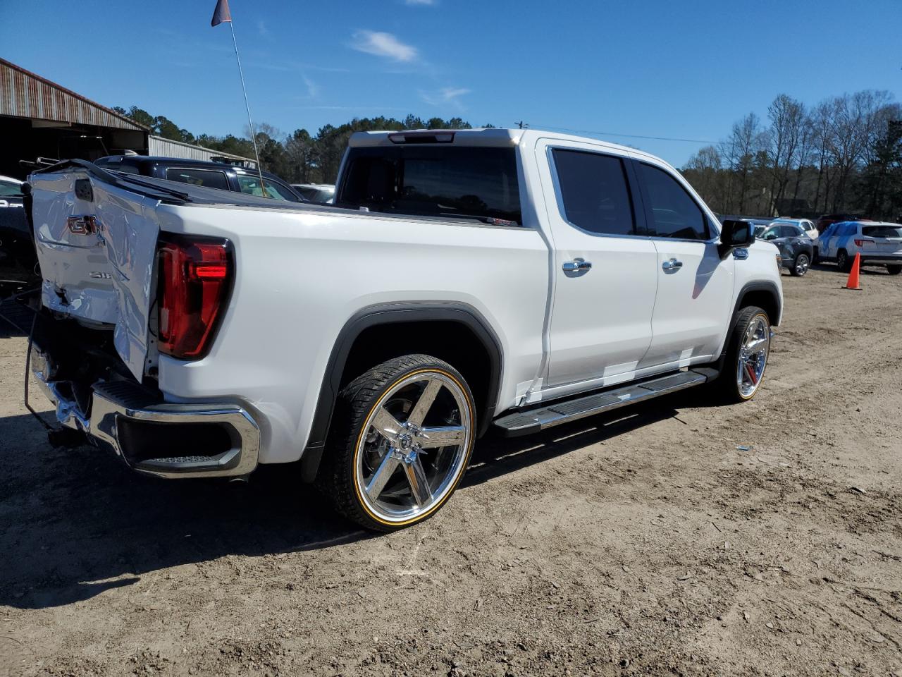 2020 GMC Sierra - Image 3