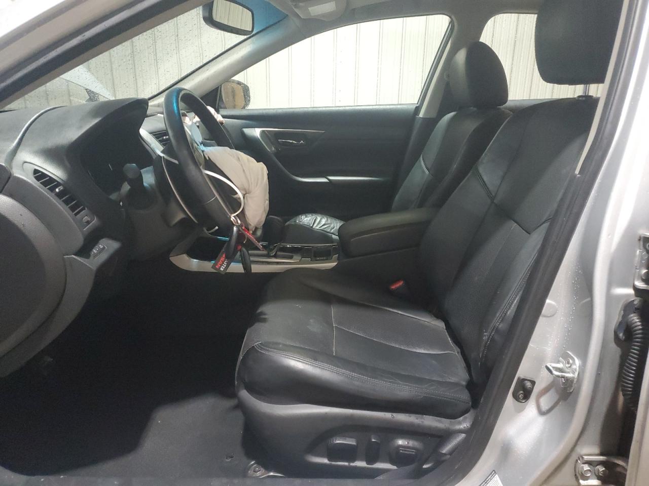 2015 Nissan Altima - Image 7