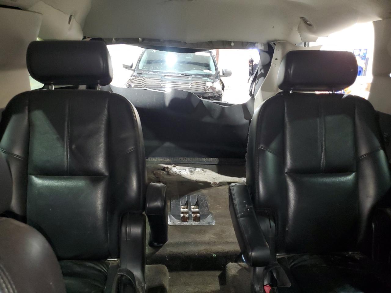 2007 Chevrolet Tahoe - Image 10