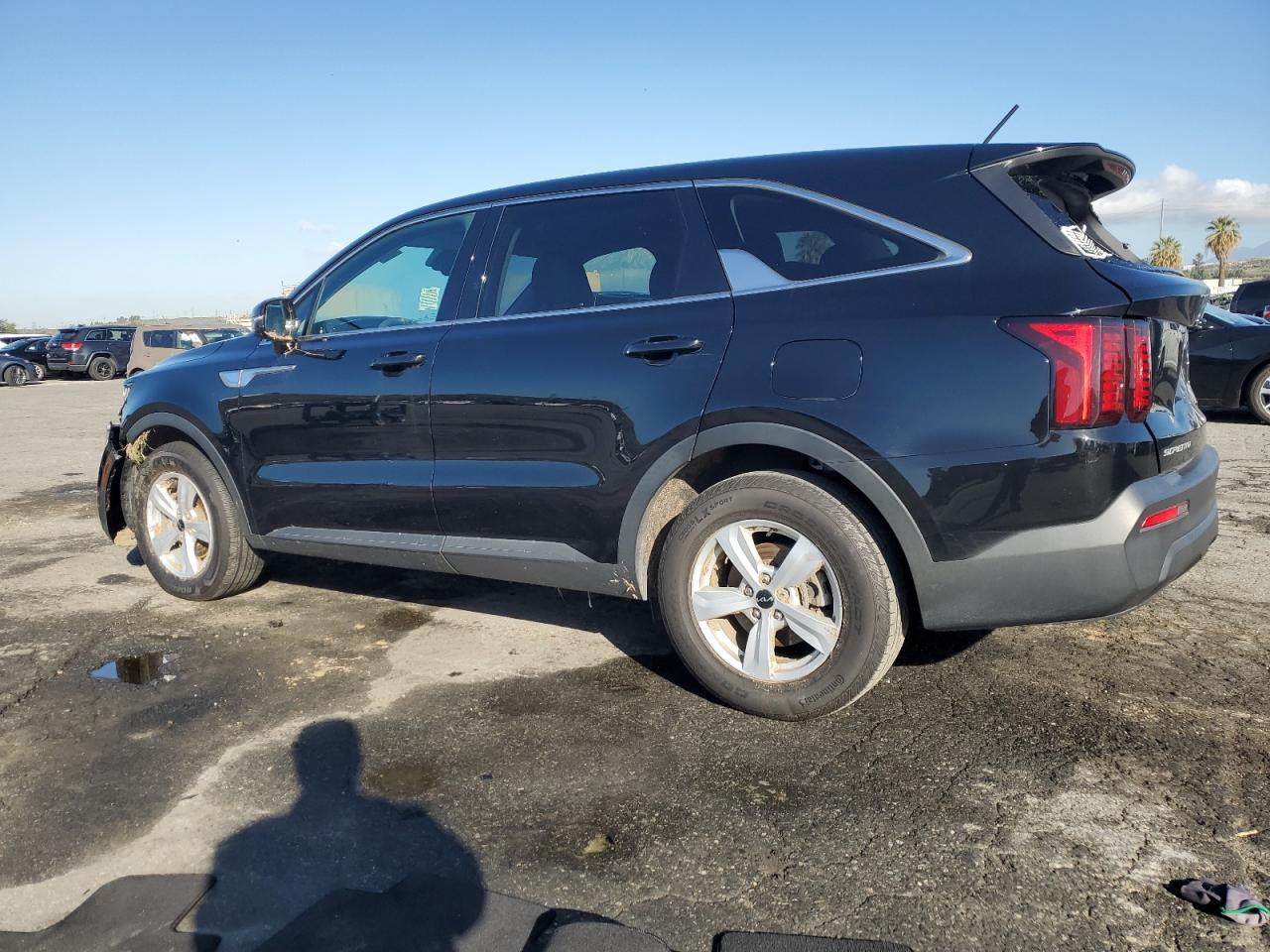 2023 Kia Sorento - Image 2