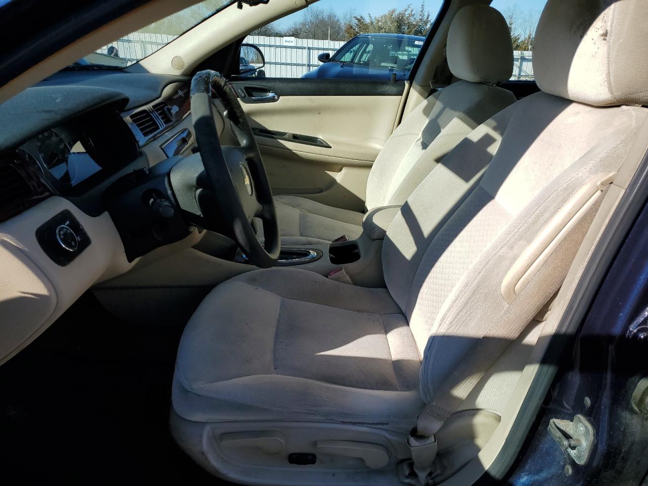 2009 Chevrolet Impala - Image 7