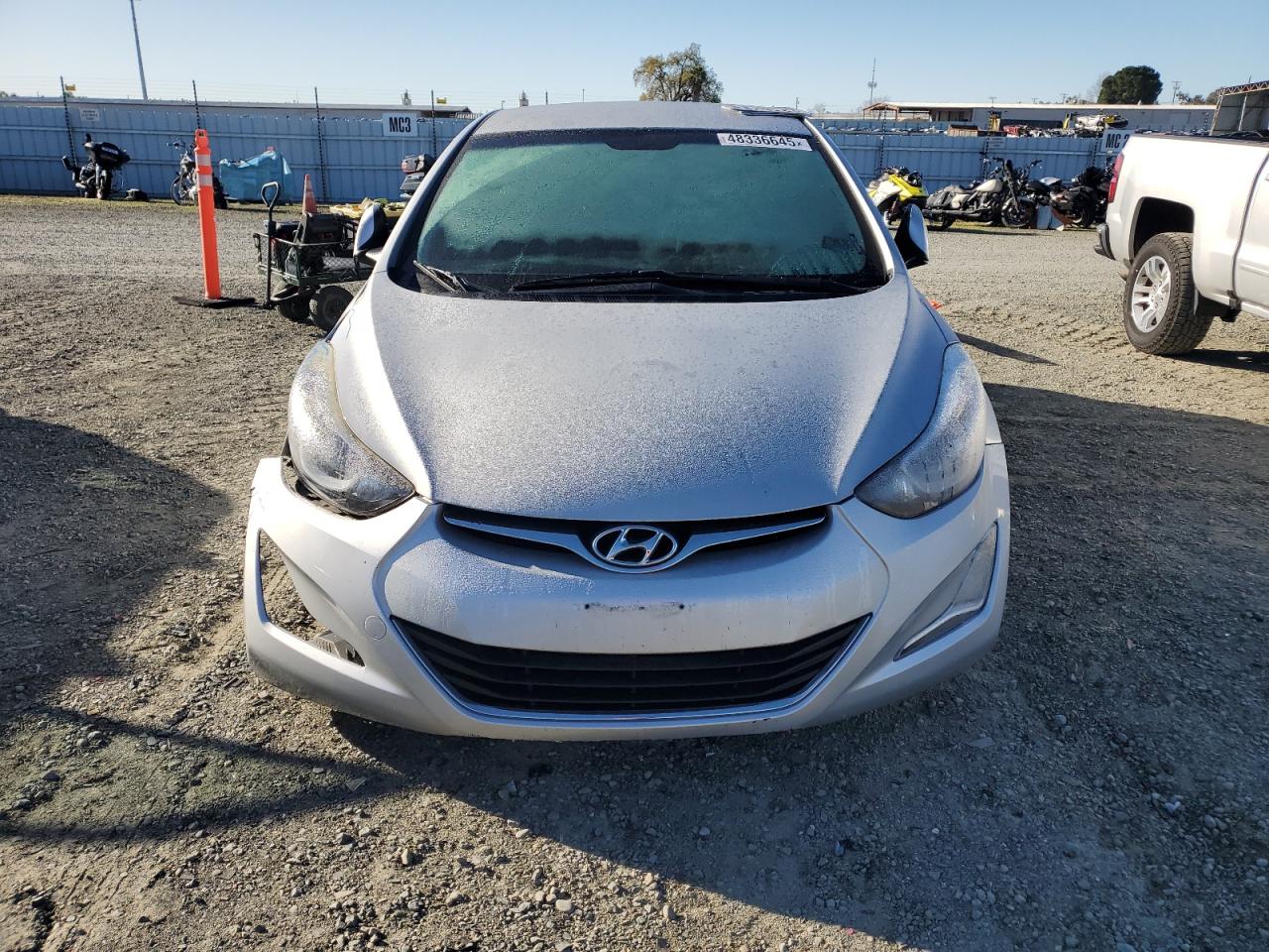 2016 Hyundai Elantra - Image 5