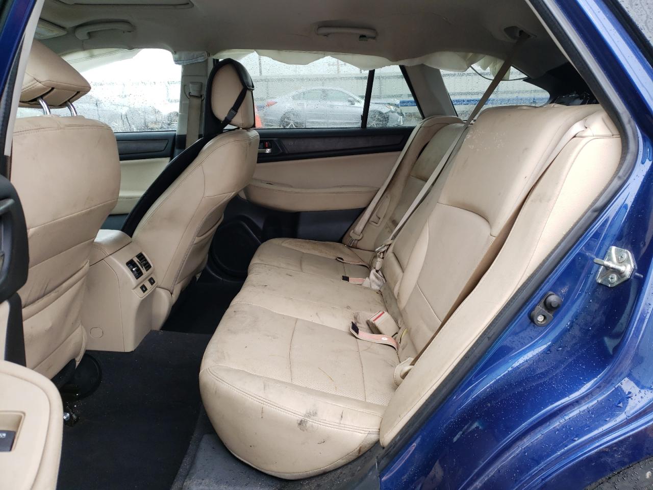 2016 Subaru Outback - Image 11