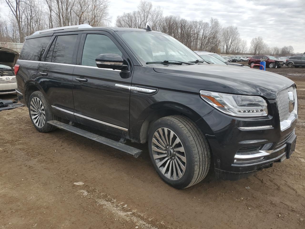 2021 Lincoln Navigator - Image 4