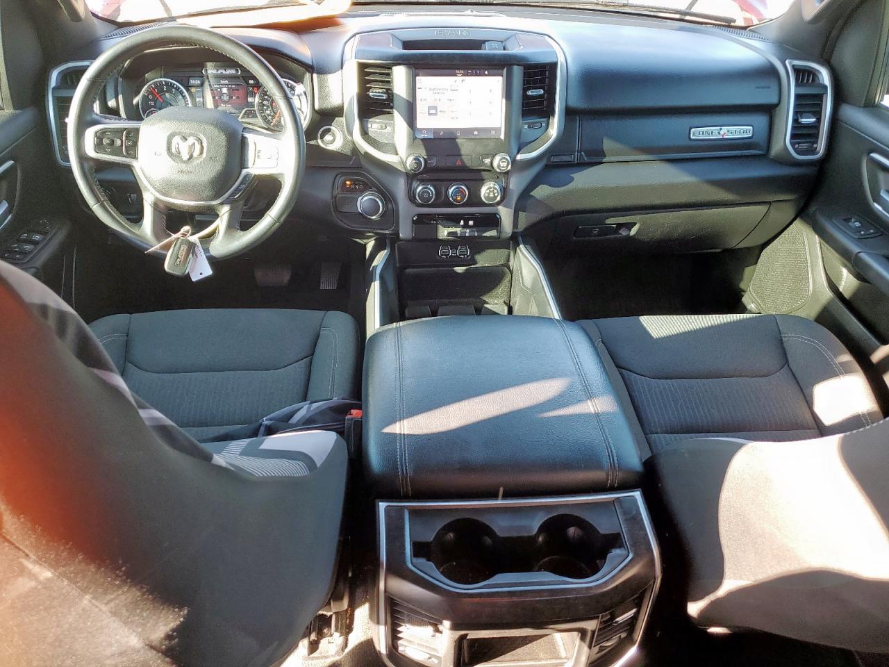 2022 RAM 1500 - Image 8