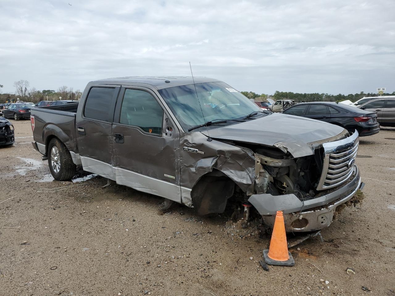2011 Ford F-150 - Image 4