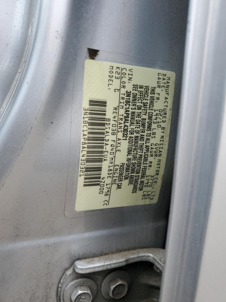 2010 Nissan Versa - Image 12