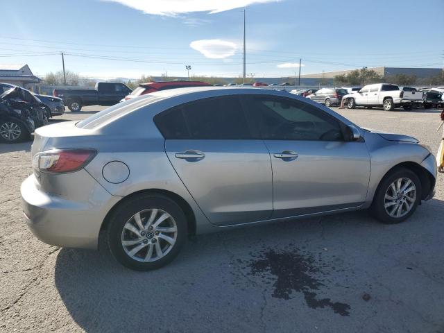 Sedans MAZDA 3 2013 Srebrny