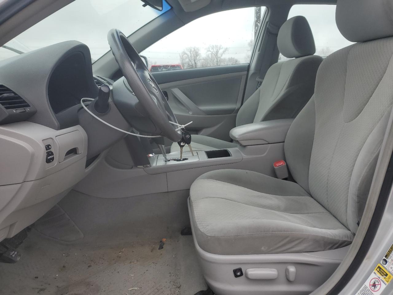2009 Toyota Camry - Image 7