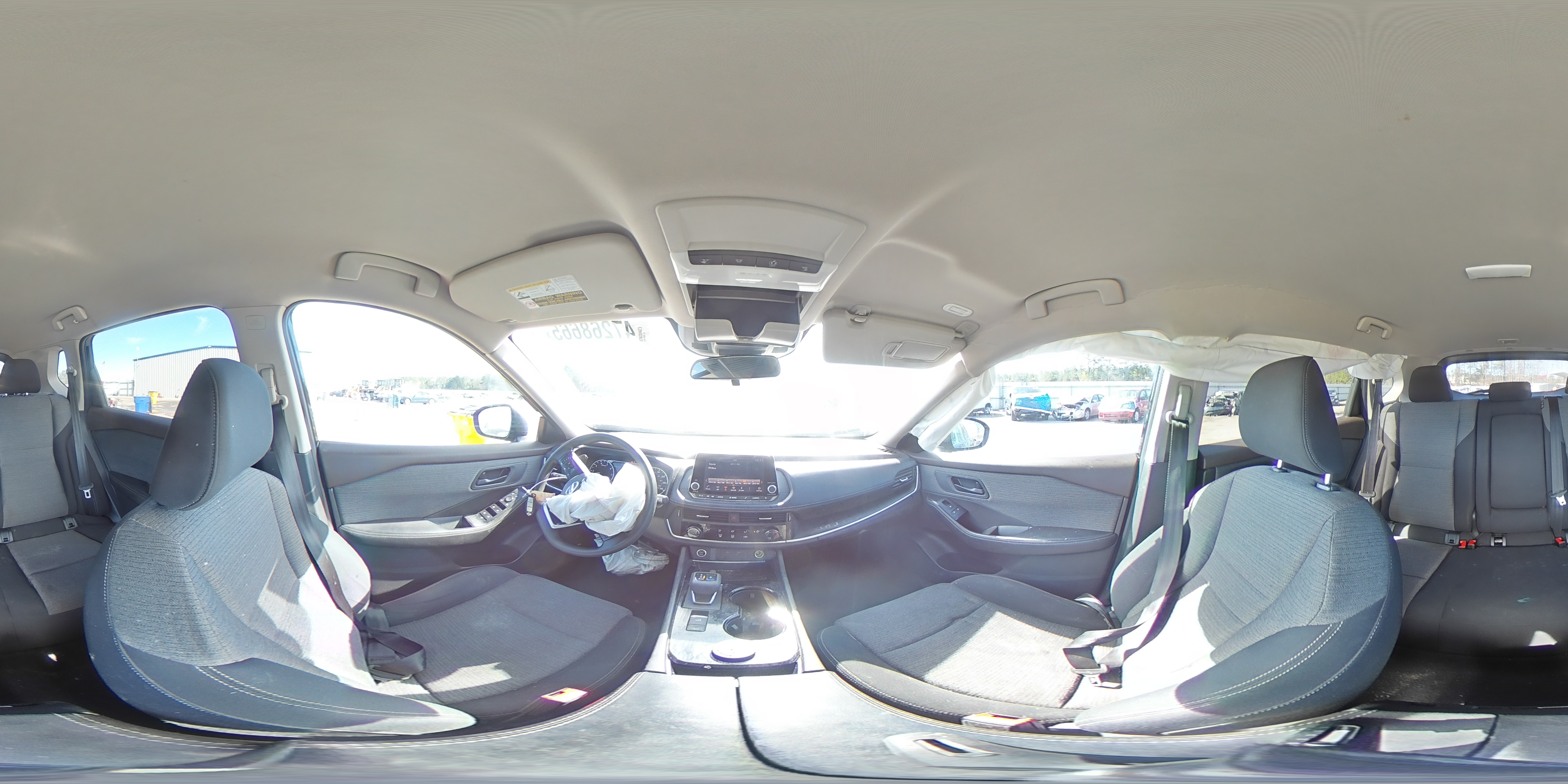 2021 Nissan Rogue - Image 16