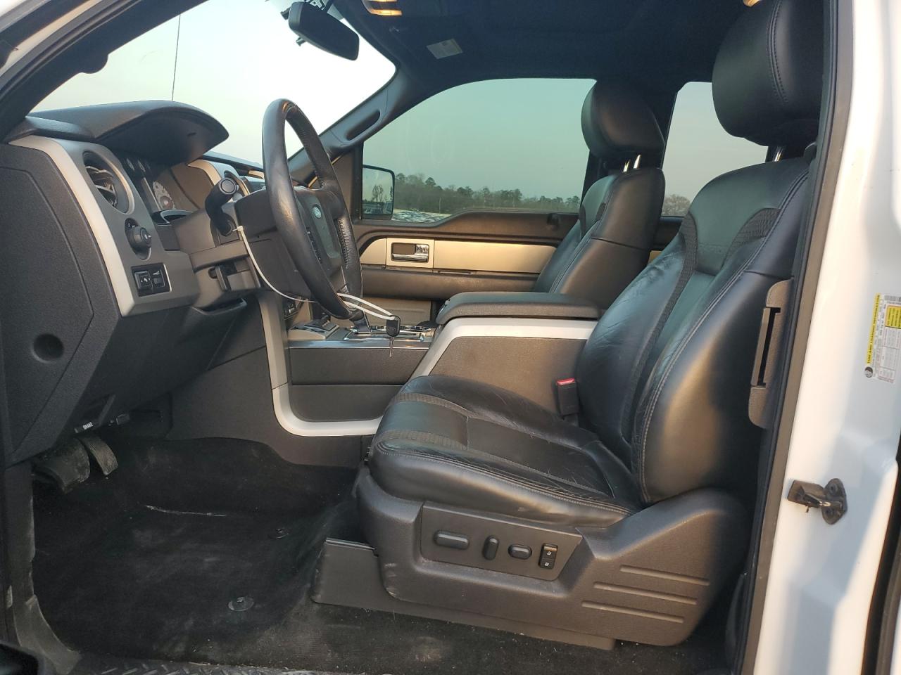 2010 Ford F-150 - Image 7