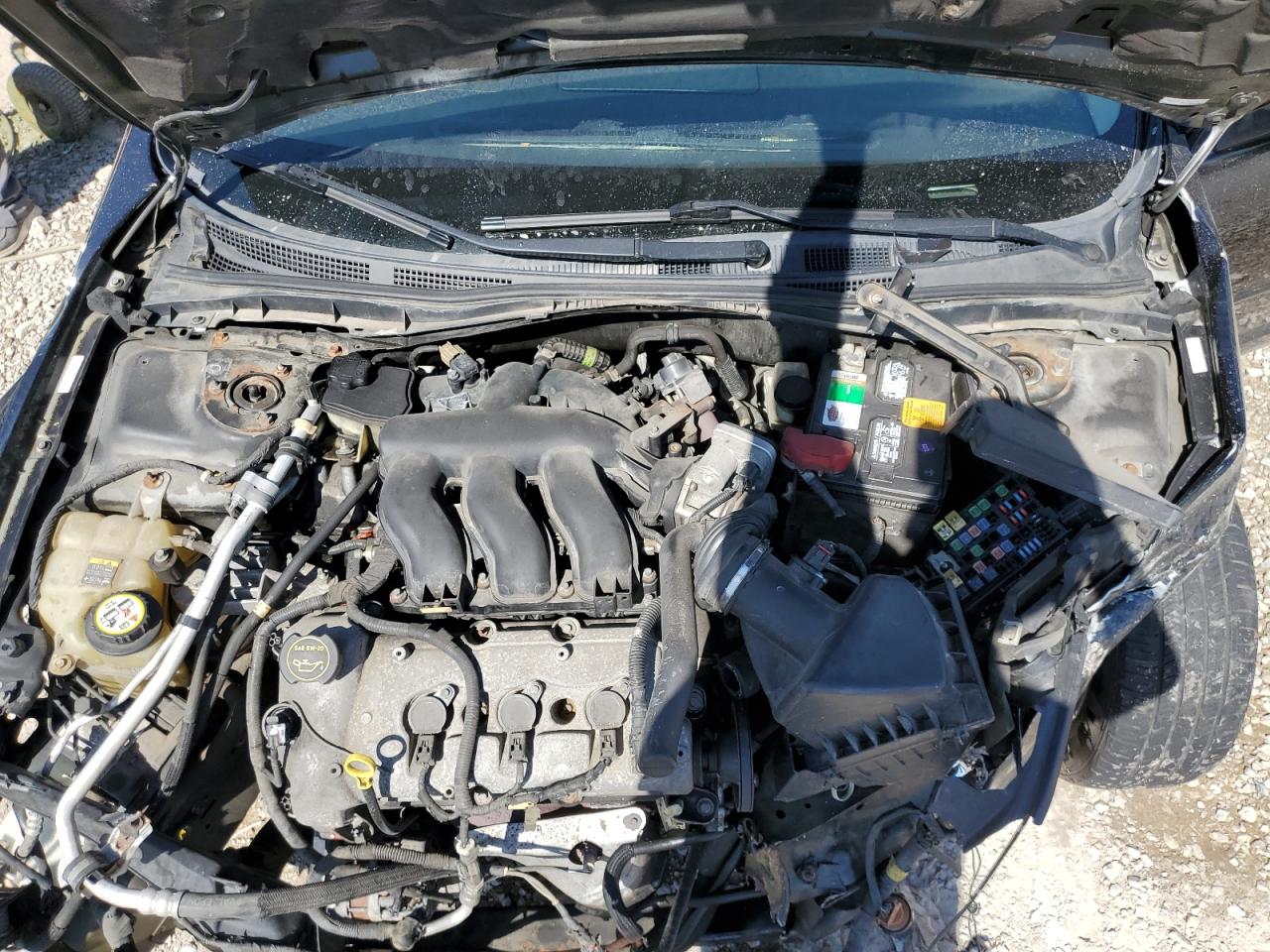2009 Ford Fusion - Image 11