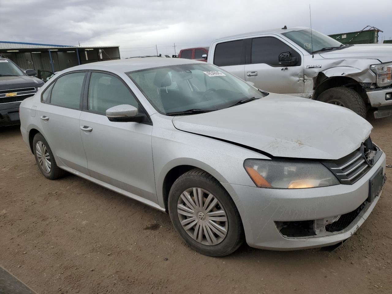 2014 Volkswagen Passat - Image 4