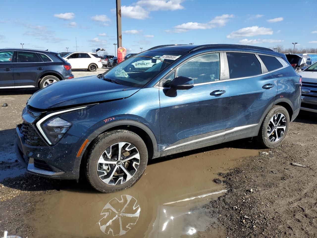 2023 Kia Sportage - Image 1