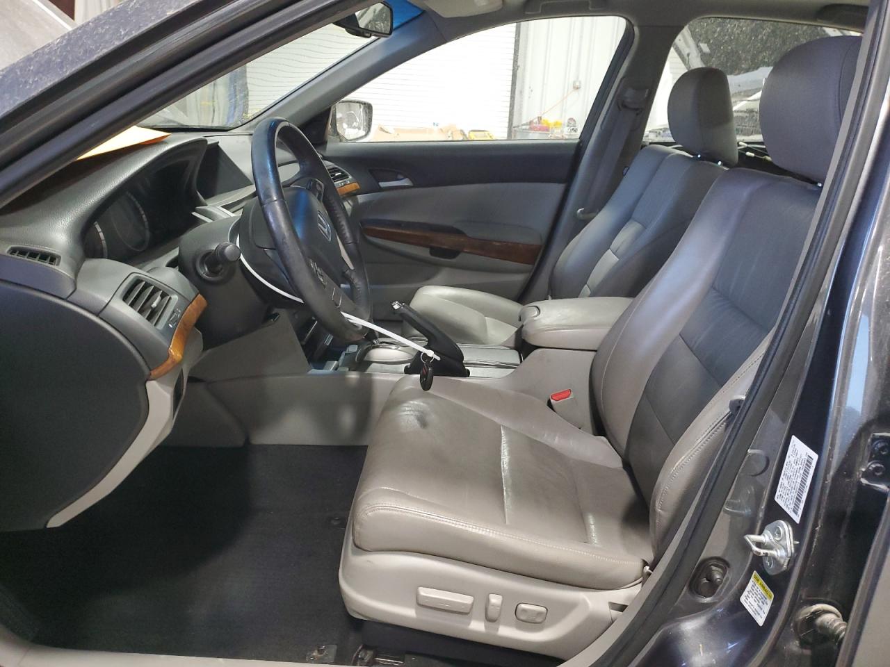 2011 Honda Accord - Image 7