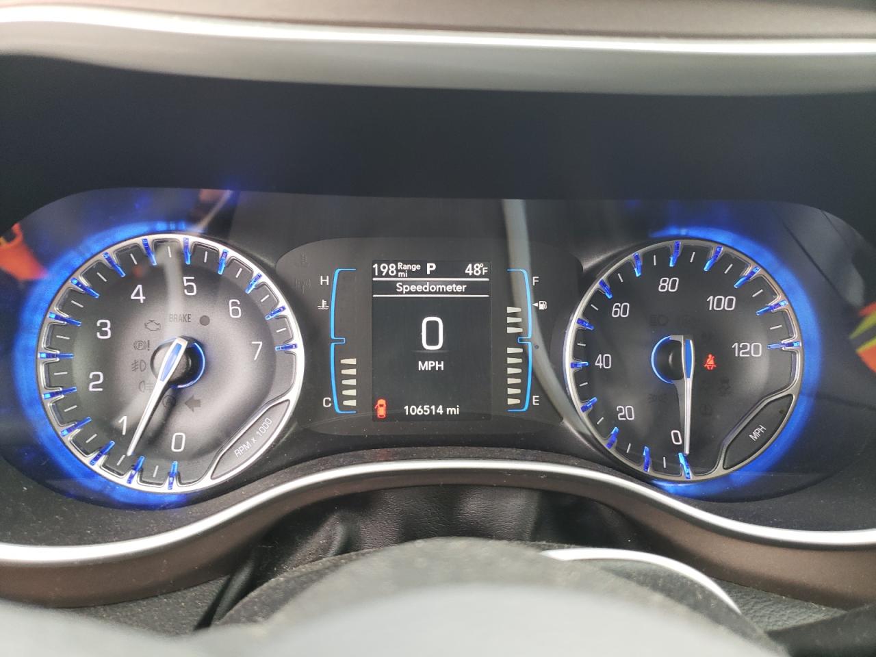 2017 Chrysler Pacifica - Image 9