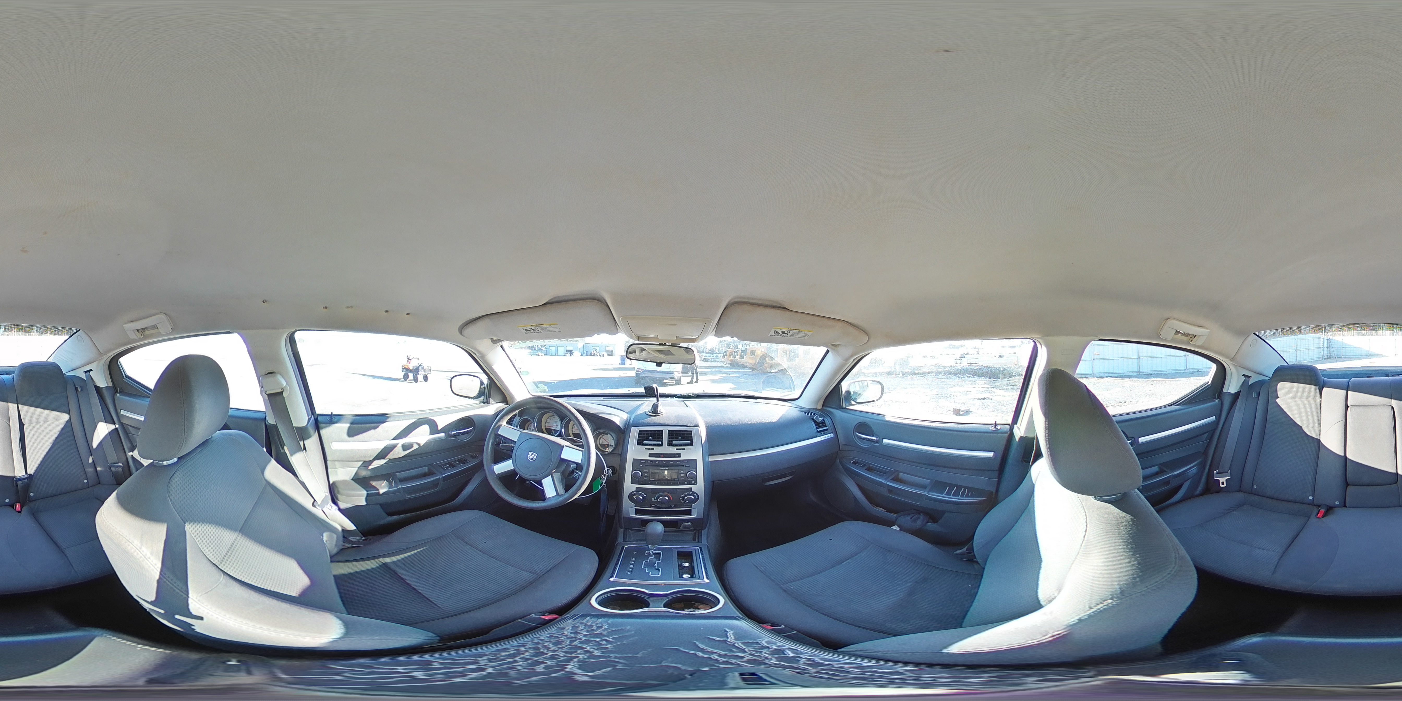 2010 Dodge Charger - Image 13