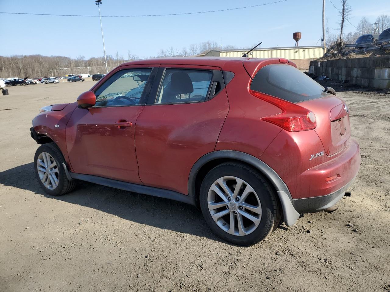2011 Nissan Juke - Image 2