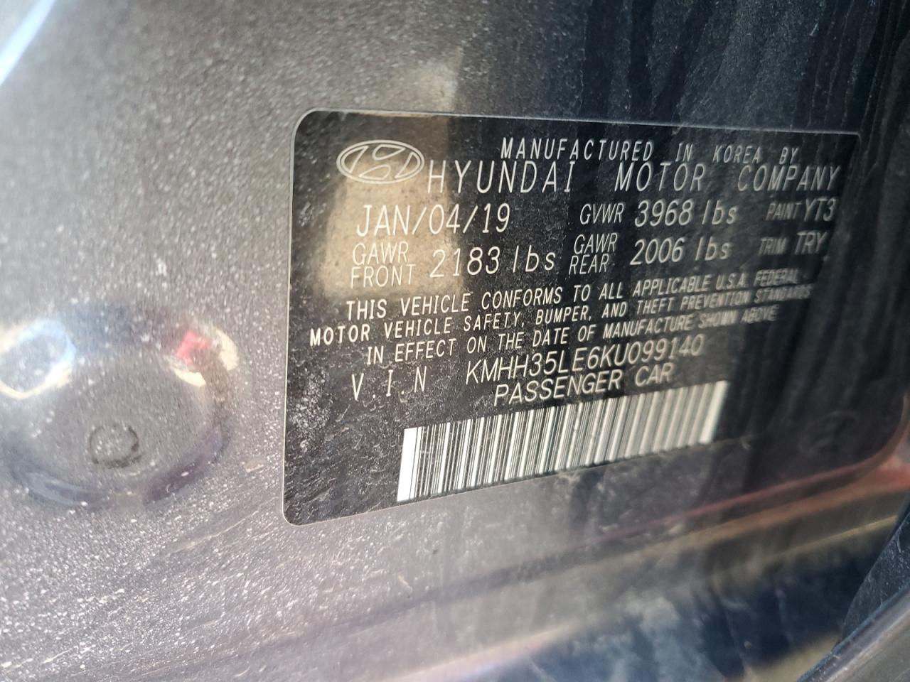 2019 Hyundai Elantra - Image 12