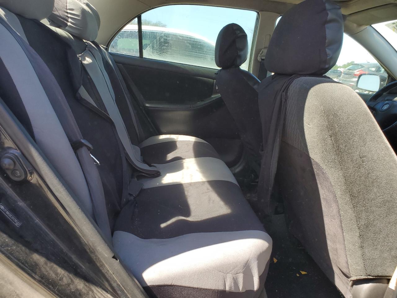 2007 Toyota Corolla - Image 10