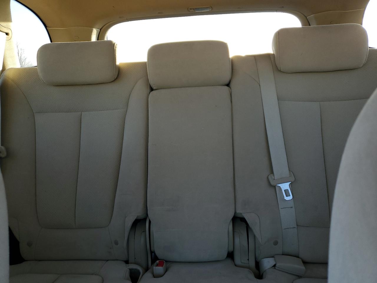 2008 Hyundai Santa Fe - Image 10
