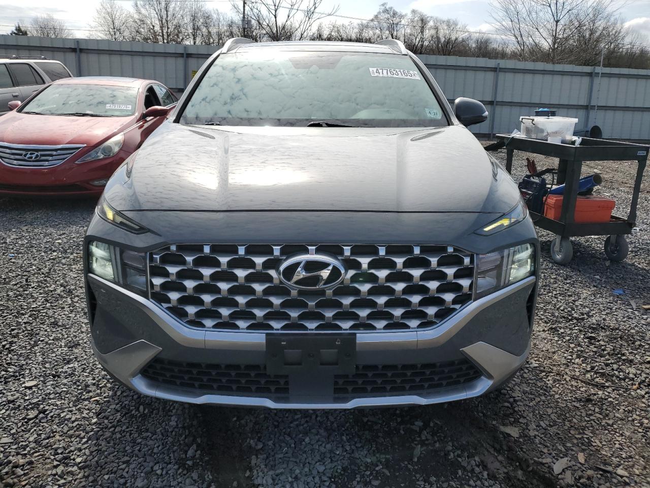2022 Hyundai Santa Fe - Image 5