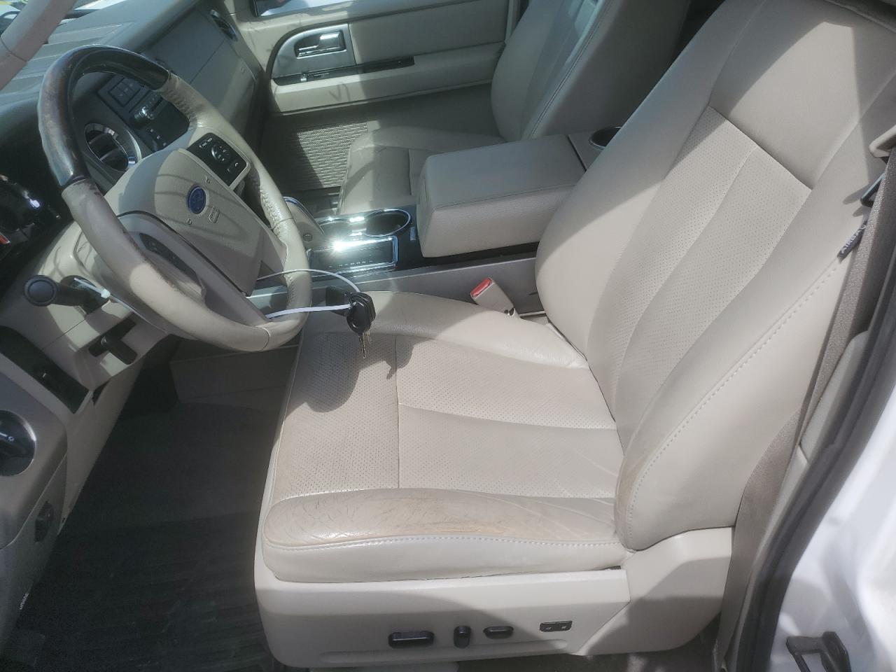 2014 Ford Expedition - Image 7