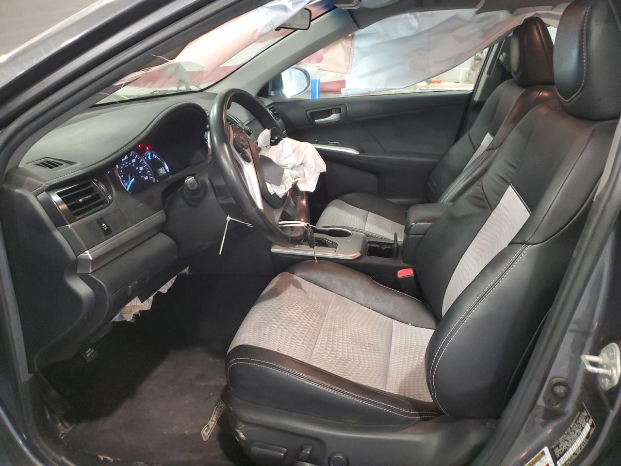 2012 Toyota Camry - Image 7