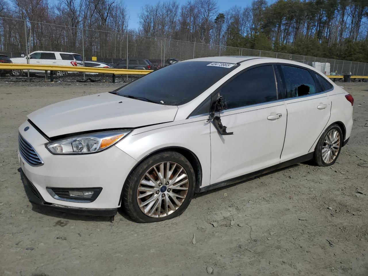 2015 Ford Focus Titanium na sprzedaż w Waldorf, MD - Vandalism