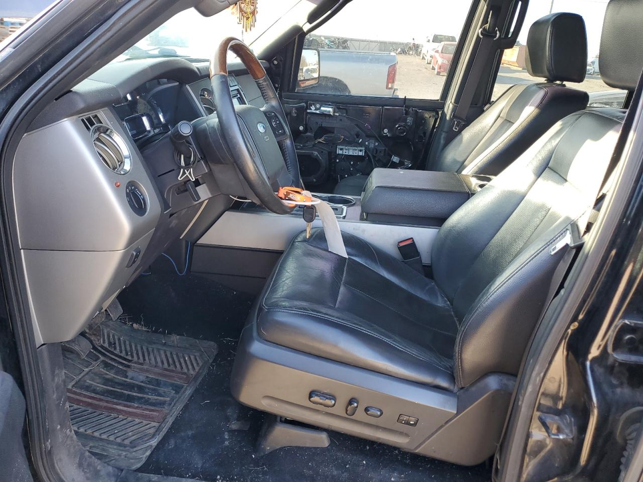 2007 Ford Expedition - Image 7