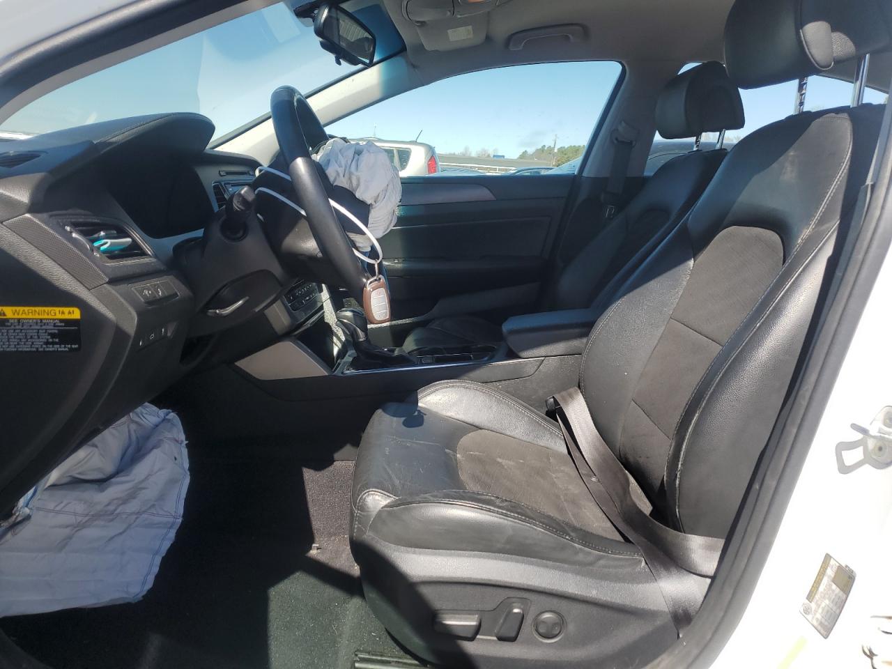 2015 Hyundai Sonata - Image 7