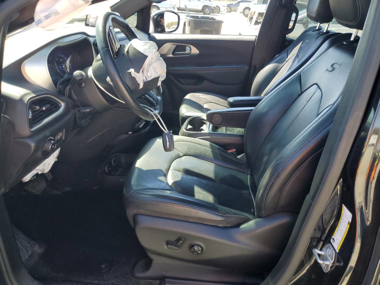 2020 Chrysler Pacifica Touring L VIN: 2C4RC1BG8LR223525 Lot: 50098935