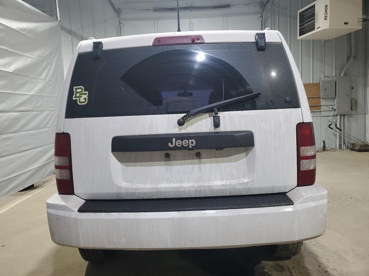 2012 Jeep Liberty (North America) - Image 6