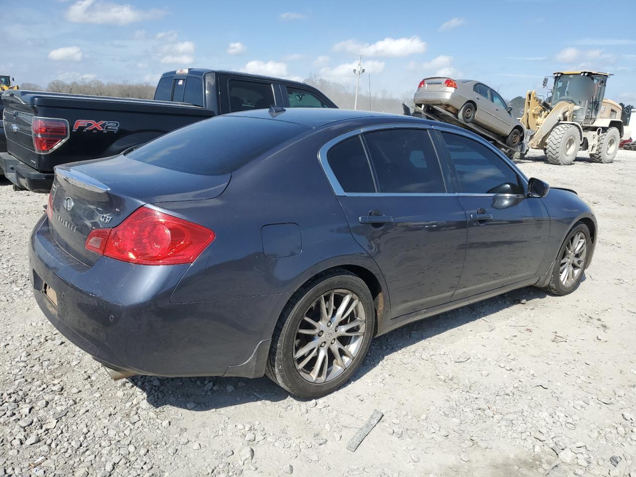 2011 Infiniti G - Image 3