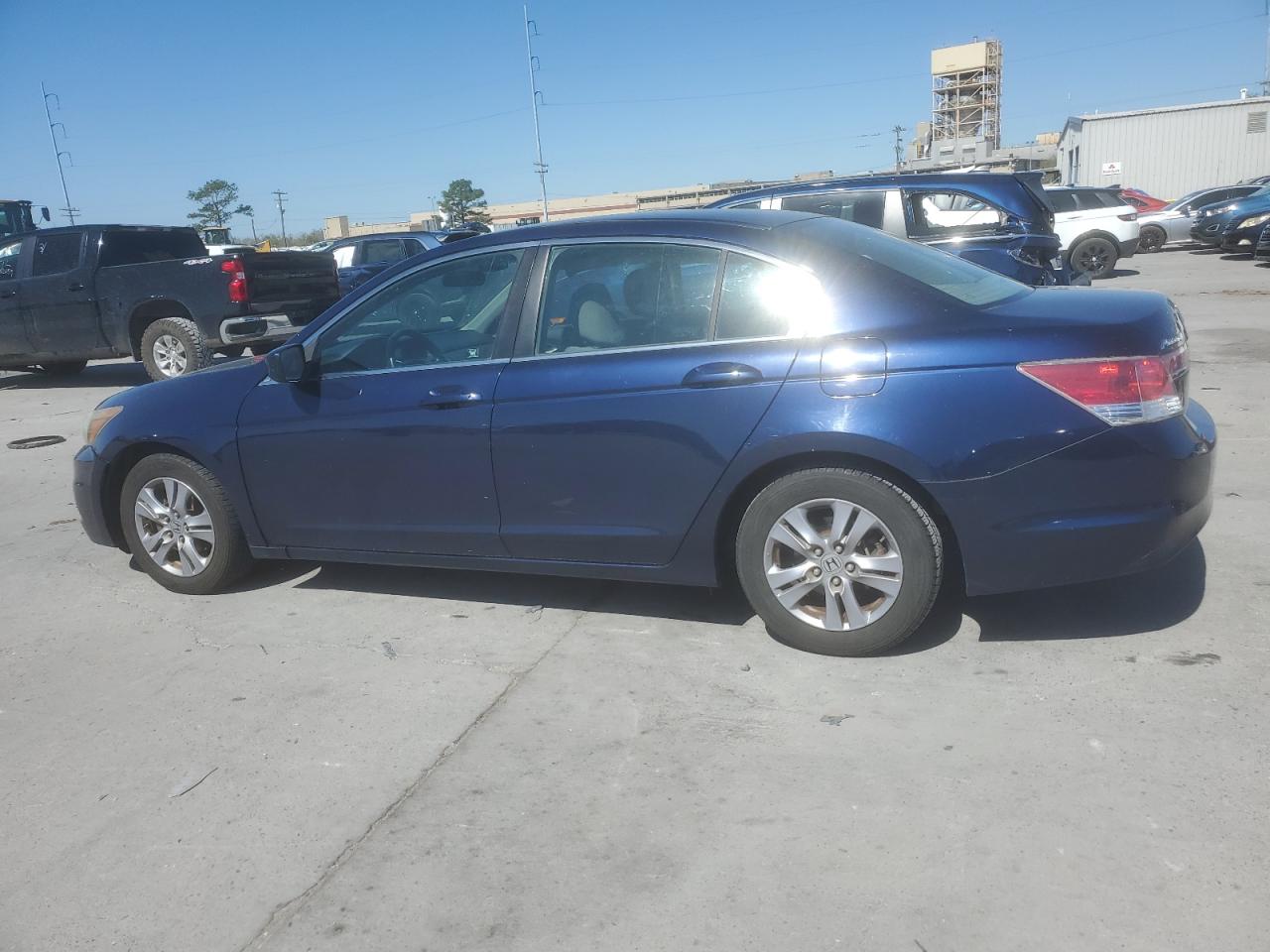 2011 Honda Accord - Image 2