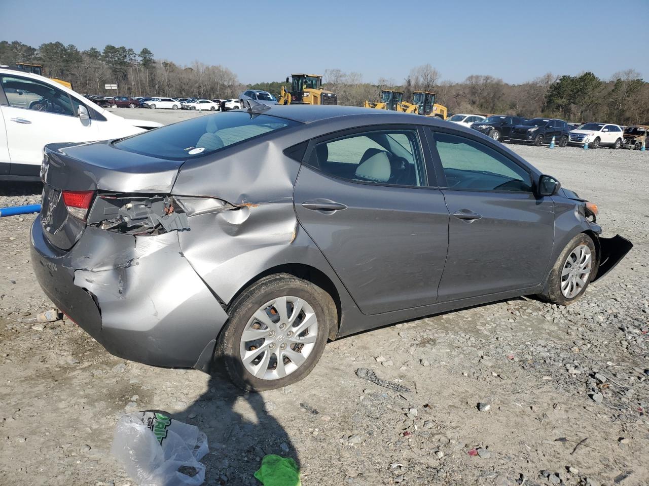 2013 Hyundai Elantra - Image 3