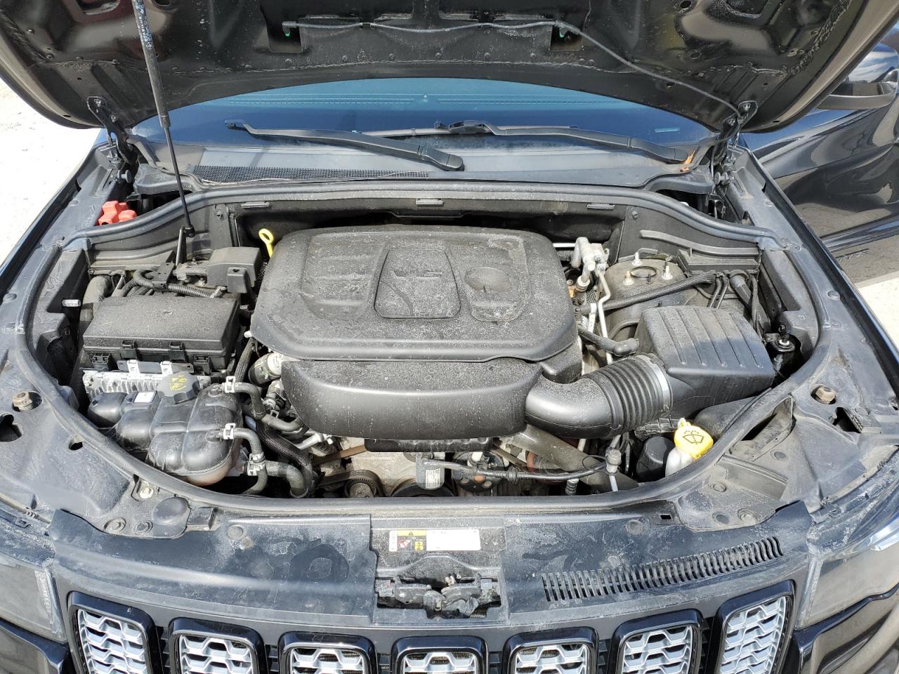 2019 Jeep Grand Cherokee - Image 13