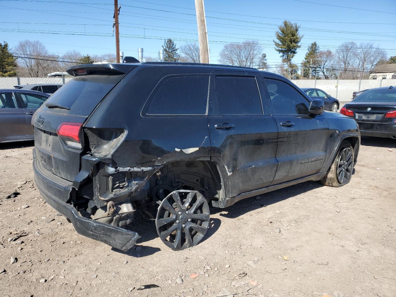 2018 Jeep Grand Cherokee - Image 3