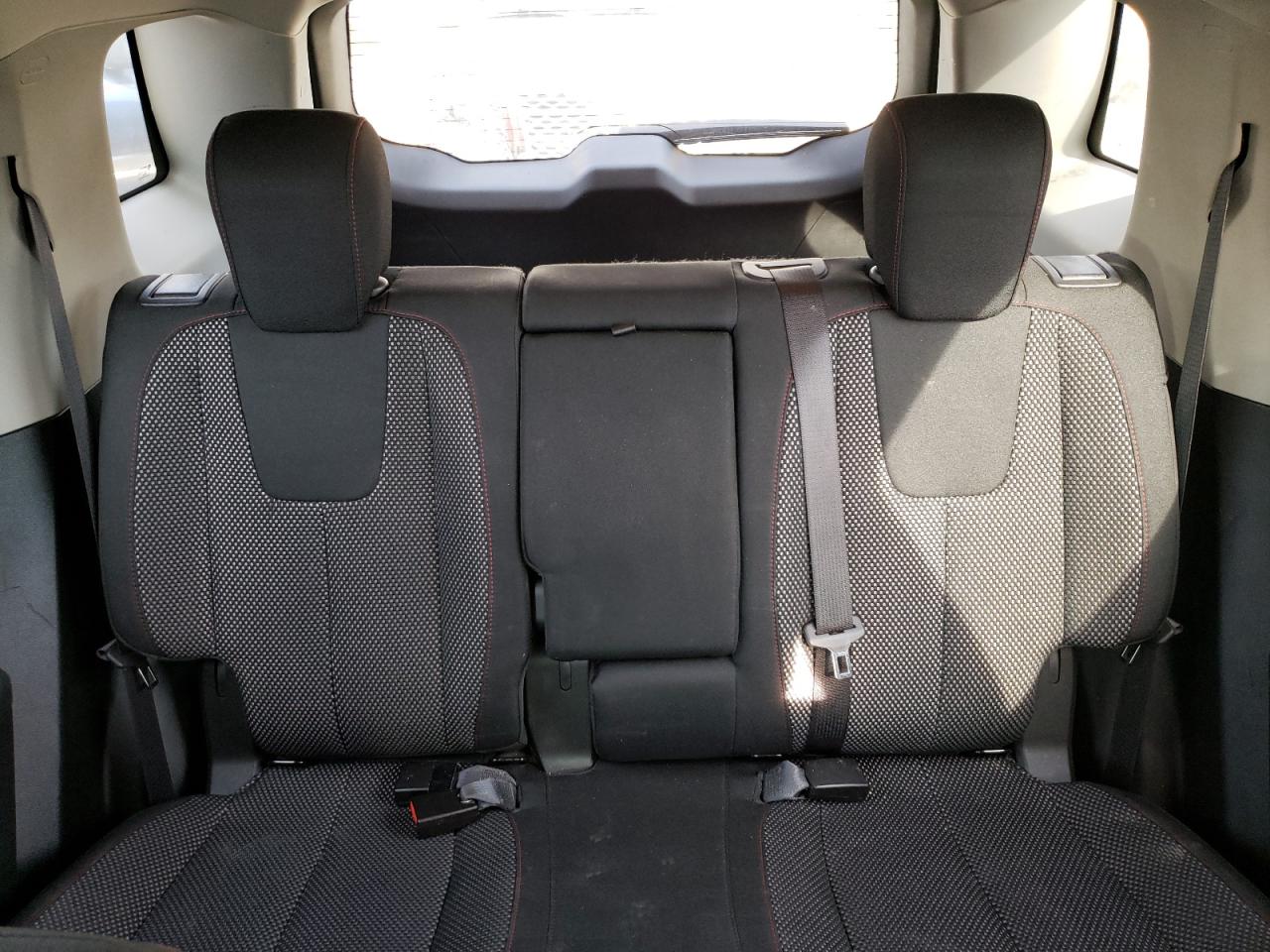 2017 GMC Terrain - Image 10