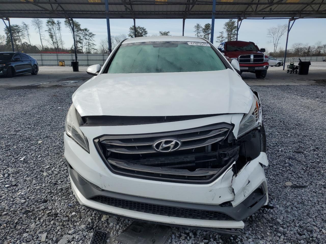 2015 Hyundai Sonata - Image 5