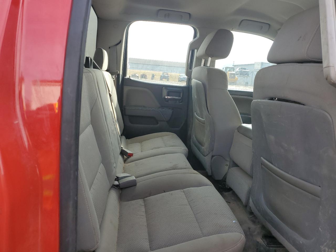 2015 Chevrolet Silverado - Image 10
