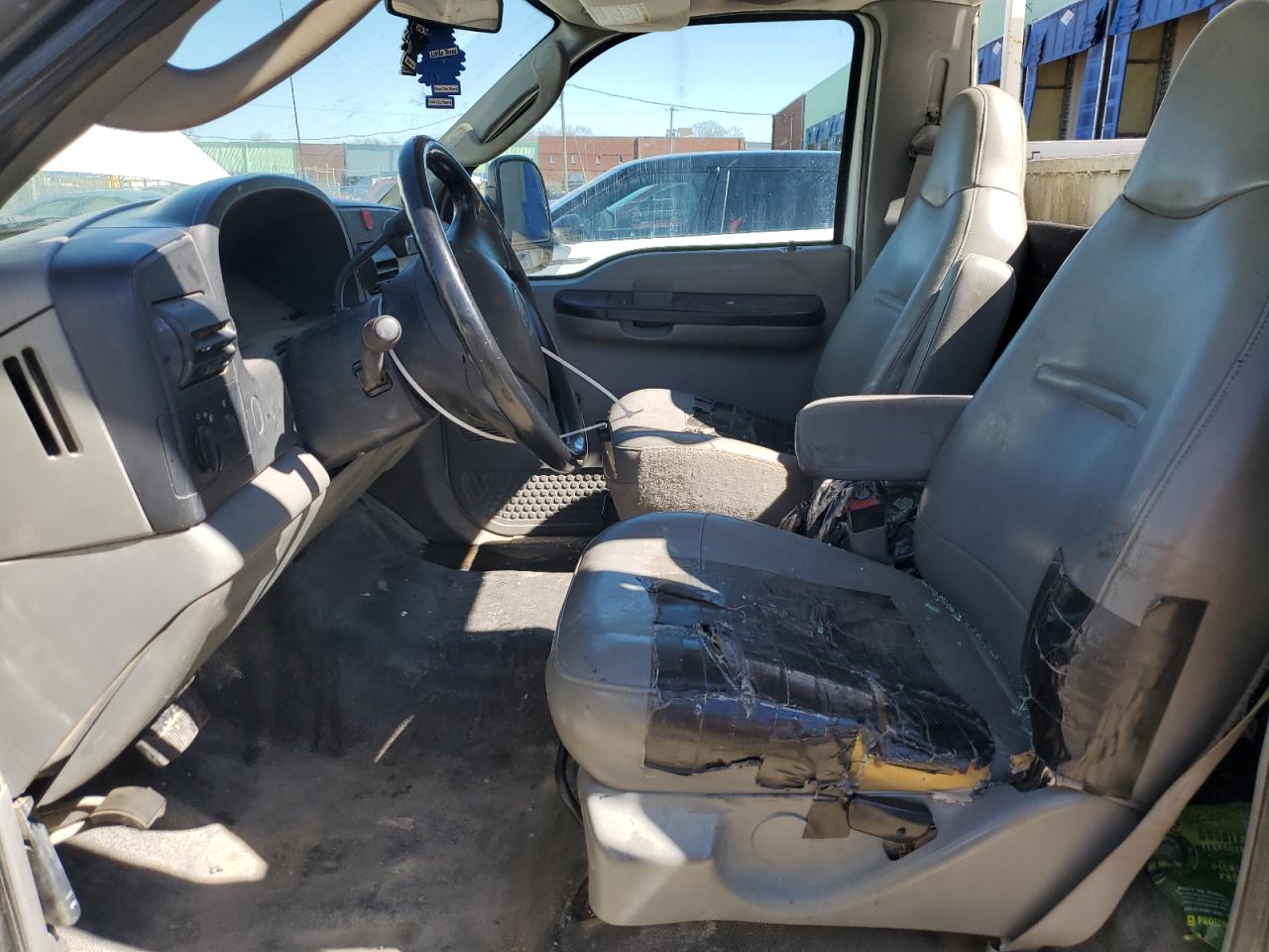 2006 Ford F250 - Image 7