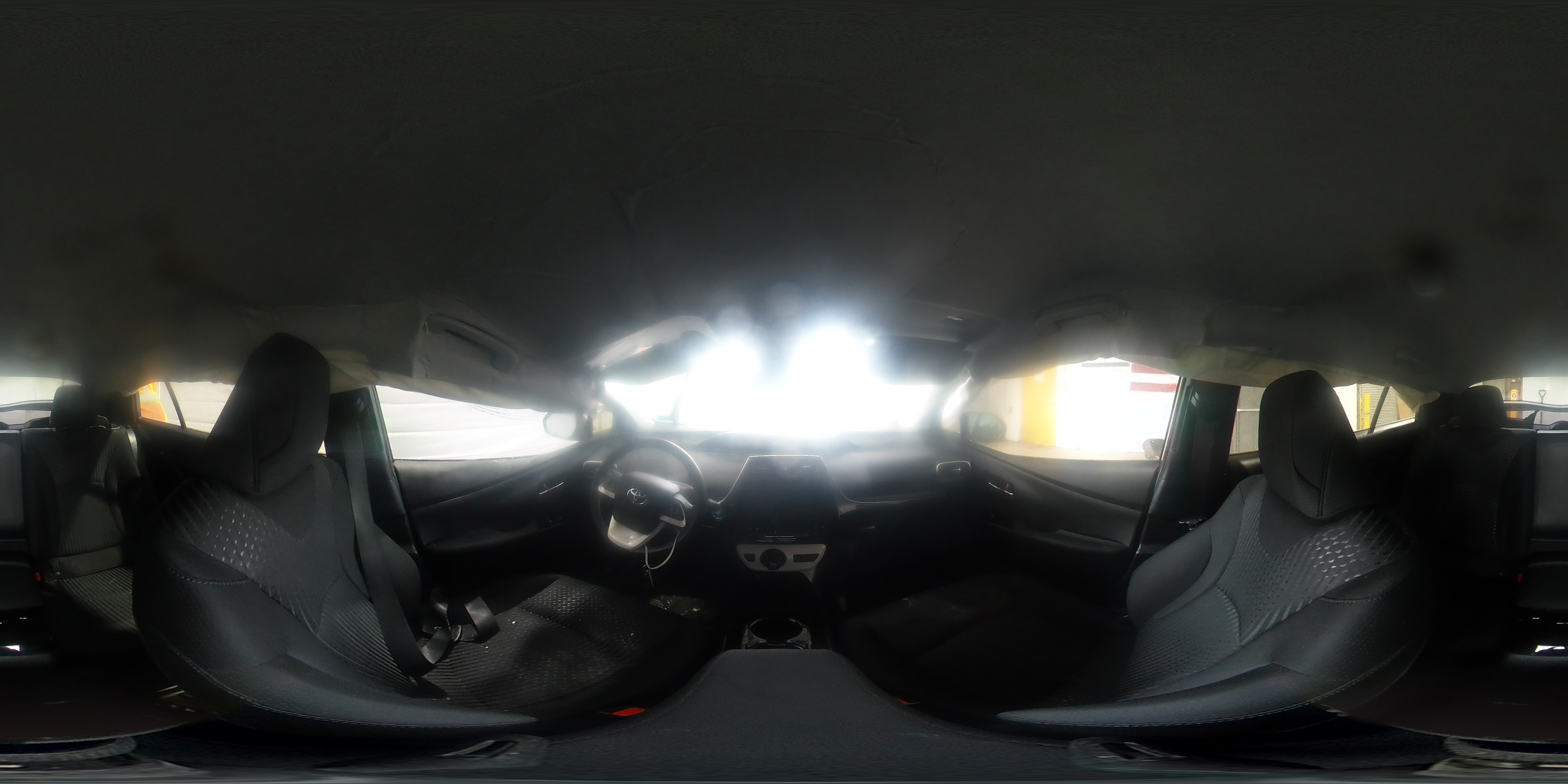 2017 Toyota Prius - Image 12